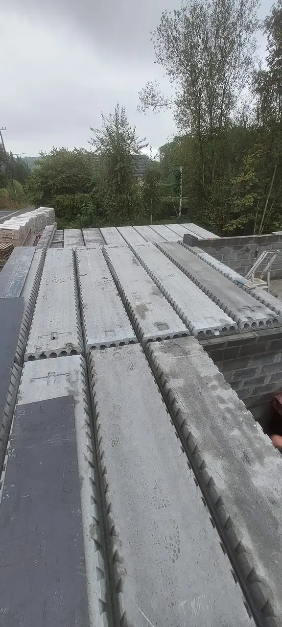 Hourdis posés sur la maison