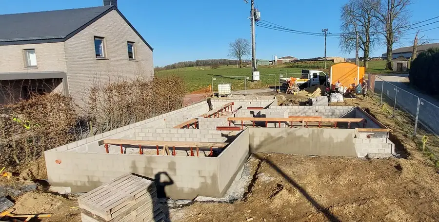 Fondations avec vide ventilé et coffrage